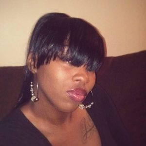 Meet your Posher, Monique